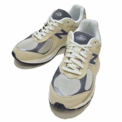 ニューバランス NEW BALANCE / M2002R / スニーカー