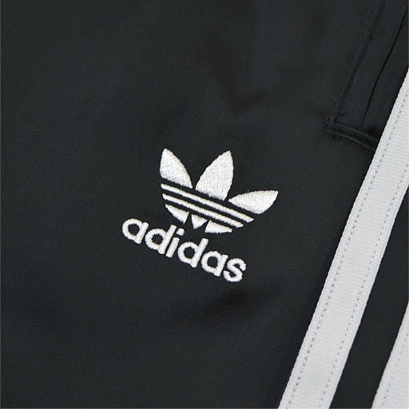 Ya2/レディース/ADIDAS【アディダス】KNZ08サテンワイドレッグトラックパンツ【正規取扱】2024春夏