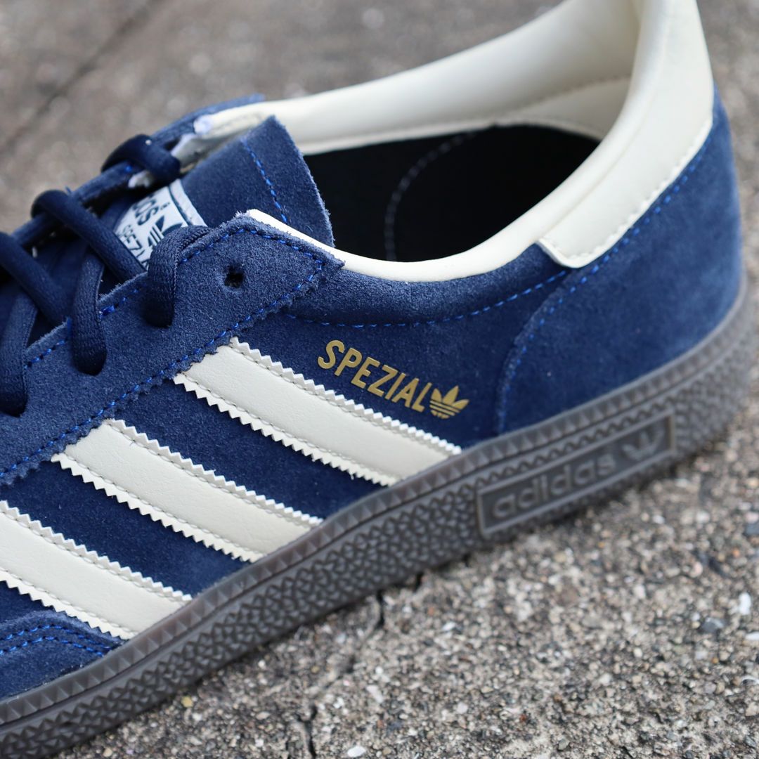 Ya2/アディダスADIDAS/スニーカー/ハンドボールスペツィアルシューズ/IF7087/レディースメンズ【正規取扱】